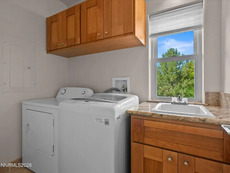 3298 Thornhill, Reno, Nevada 89509, 3 Bedrooms Bedrooms, ,4 BathroomsBathrooms,Residential,Residential,Thornhill,0,260012404