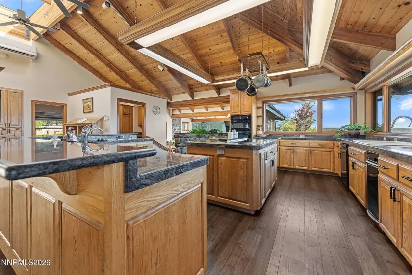 400 Bavarian, Carson City, Nevada 89705, 3 Bedrooms Bedrooms, ,3 BathroomsBathrooms,Residential,Residential,Bavarian,0,260012405