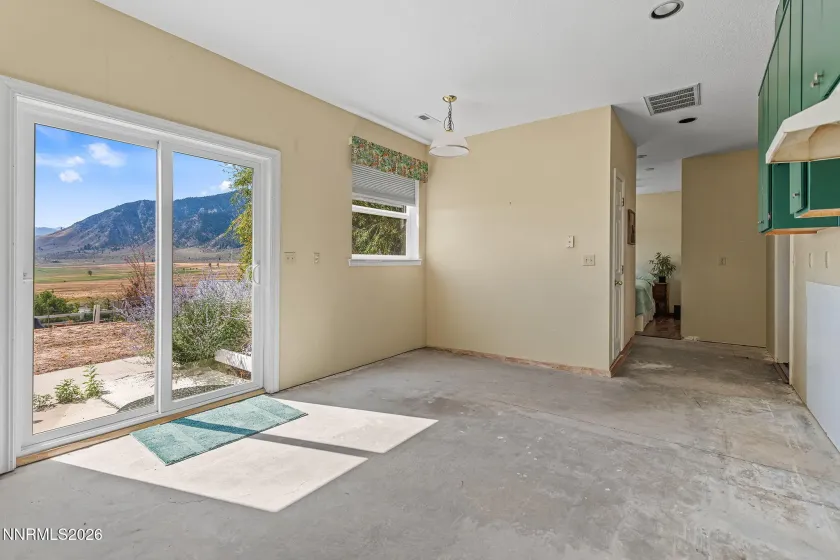 400 Bavarian, Carson City, Nevada 89705, 3 Bedrooms Bedrooms, ,3 BathroomsBathrooms,Residential,Residential,Bavarian,0,260012405