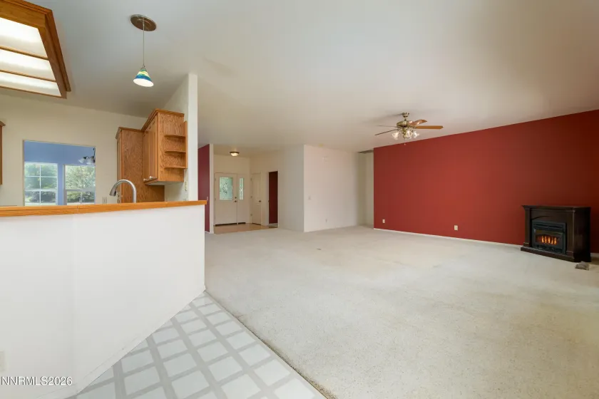 237 Laura Springs, Gardnerville, Nevada 89460, 3 Bedrooms Bedrooms, ,2 BathroomsBathrooms,Residential,Residential,Laura Springs,0,260012414