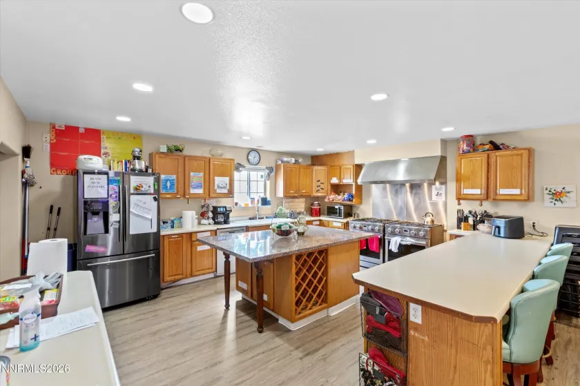 1369 Faland, Reno, Nevada 89503, 9 Bedrooms Bedrooms, ,6 BathroomsBathrooms,Residential,Residential,Faland,0,260012416