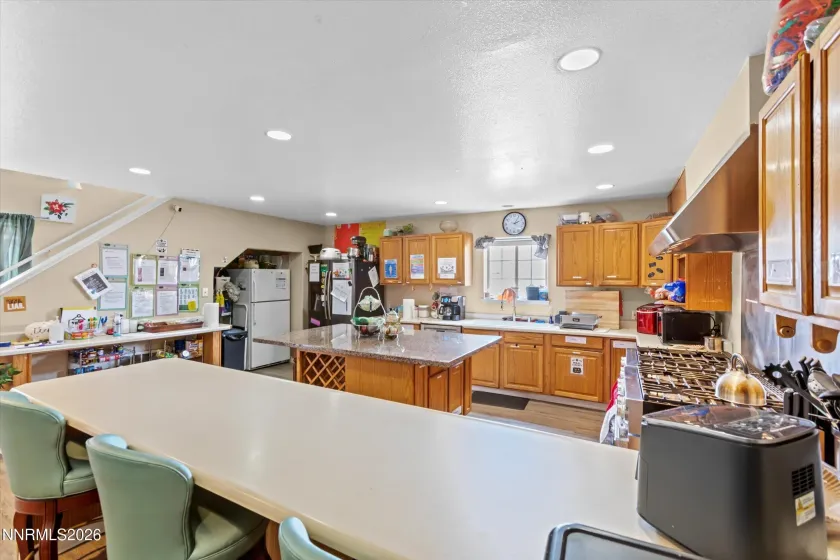 1369 Faland, Reno, Nevada 89503, 9 Bedrooms Bedrooms, ,6 BathroomsBathrooms,Residential,Residential,Faland,0,260012416
