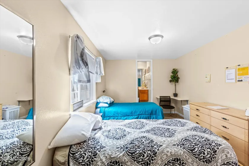 1369 Faland, Reno, Nevada 89503, 9 Bedrooms Bedrooms, ,6 BathroomsBathrooms,Residential,Residential,Faland,0,260012416