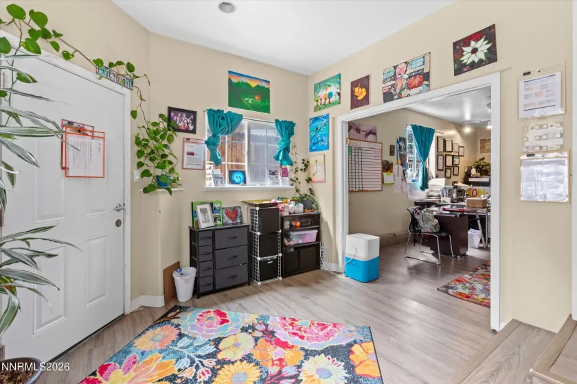 1369 Faland, Reno, Nevada 89503, 9 Bedrooms Bedrooms, ,6 BathroomsBathrooms,Residential,Residential,Faland,0,260012416