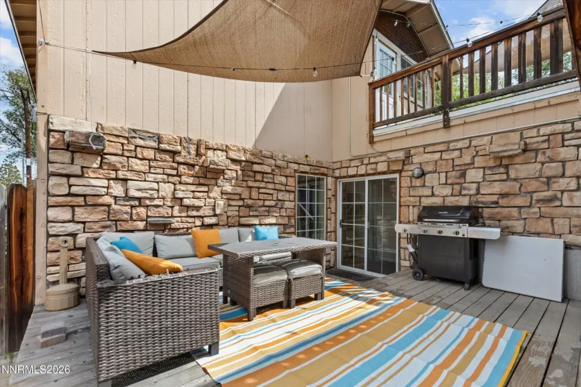 1369 Faland, Reno, Nevada 89503, 9 Bedrooms Bedrooms, ,6 BathroomsBathrooms,Residential,Residential,Faland,0,260012416