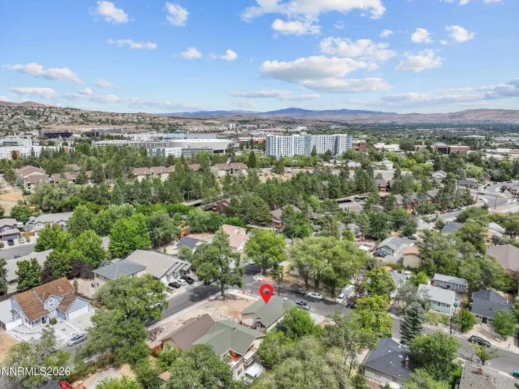 1369 Faland, Reno, Nevada 89503, 9 Bedrooms Bedrooms, ,6 BathroomsBathrooms,Residential,Residential,Faland,0,260012416
