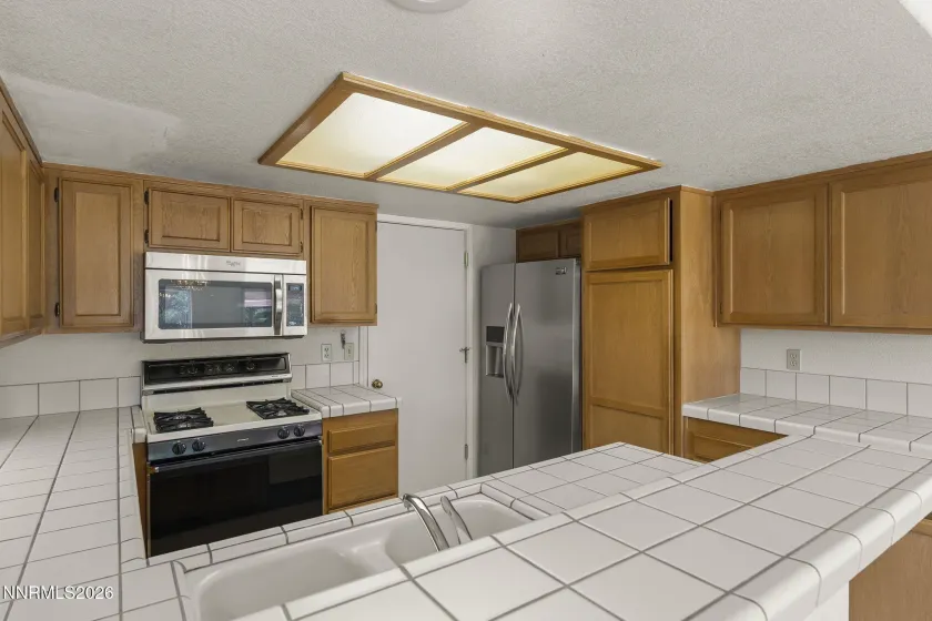 7530 Wheeldale, Reno, Nevada 89511, 3 Bedrooms Bedrooms, ,3 BathroomsBathrooms,Residential,Residential,Wheeldale,0,260012419