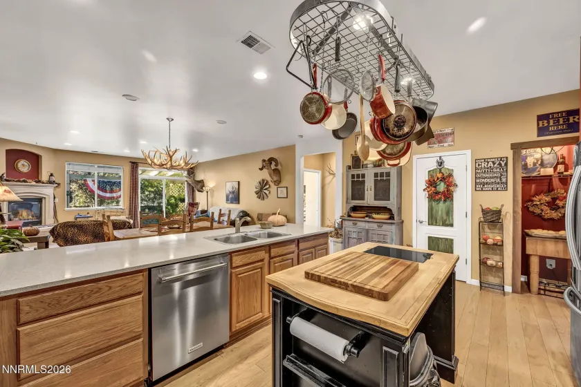 2348 Copper Springs, Reno, Nevada 89521, 4 Bedrooms Bedrooms, ,2 BathroomsBathrooms,Residential,Residential,Copper Springs,0,260012387