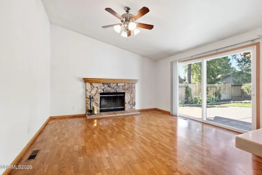 1972 Wabash, Sparks, Nevada 89434, 4 Bedrooms Bedrooms, ,2 BathroomsBathrooms,Residential,Residential,Wabash,0,260012430
