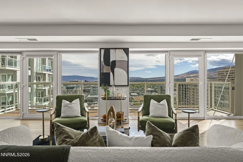 255 Sierra, Reno, Nevada 89501, 2 Bedrooms Bedrooms, ,2 BathroomsBathrooms,Residential,Residential,Sierra,0,260012432