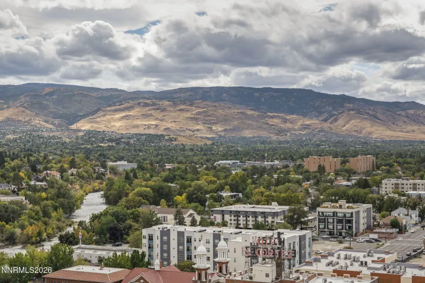 255 Sierra, Reno, Nevada 89501, 2 Bedrooms Bedrooms, ,2 BathroomsBathrooms,Residential,Residential,Sierra,0,260012432