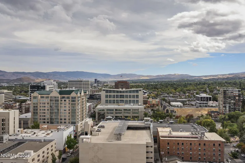 255 Sierra, Reno, Nevada 89501, 2 Bedrooms Bedrooms, ,2 BathroomsBathrooms,Residential,Residential,Sierra,0,260012432