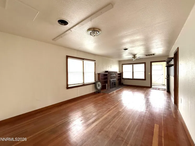 260 2nd, Battle Mountain, Nevada 89820, 2 Bedrooms Bedrooms, ,1 BathroomBathrooms,Residential,Residential,2nd,0,260012433