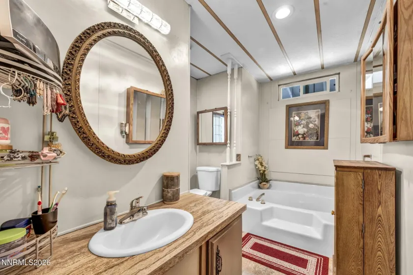 924 Loyola, Carson City, Nevada 89705, 3 Bedrooms Bedrooms, ,2 BathroomsBathrooms,Residential,Residential,Loyola,0,260012434