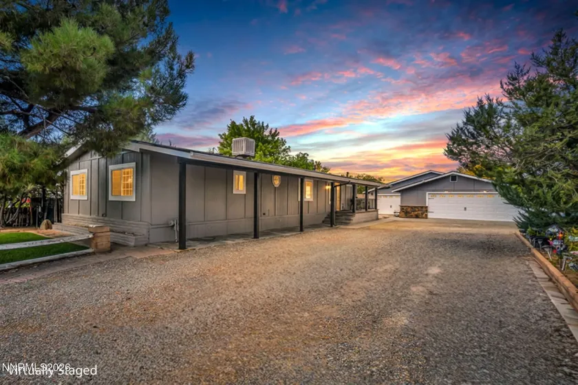 924 Loyola, Carson City, Nevada 89705, 3 Bedrooms Bedrooms, ,2 BathroomsBathrooms,Residential,Residential,Loyola,0,260012434