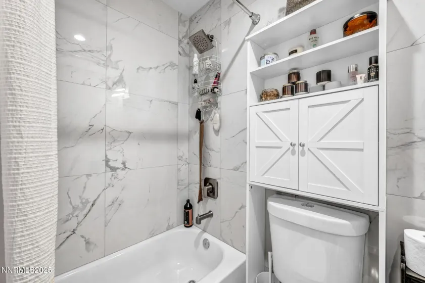 3865 Leonesio, Reno, Nevada 89512, 2 Bedrooms Bedrooms, ,1 BathroomBathrooms,Residential,Residential,Leonesio,0,260012437