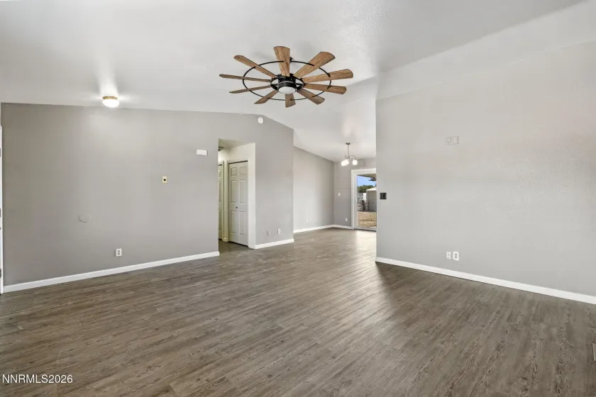 1006 Opal, Fernley, Nevada 89408, 3 Bedrooms Bedrooms, ,2 BathroomsBathrooms,Residential,Residential,Opal,0,260012439