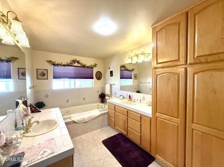 17 Maple, Yerington, Nevada 89447, 3 Bedrooms Bedrooms, ,2 BathroomsBathrooms,Residential,Residential,Maple,0,260012445