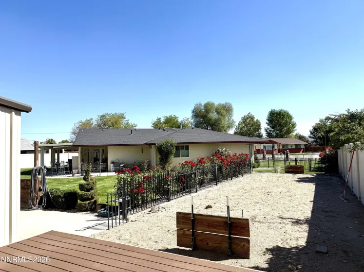 17 Maple, Yerington, Nevada 89447, 3 Bedrooms Bedrooms, ,2 BathroomsBathrooms,Residential,Residential,Maple,0,260012445
