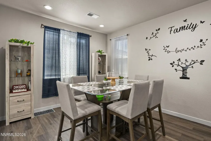 915 Garden, Carson City, Nevada 89705, 2 Bedrooms Bedrooms, ,3 BathroomsBathrooms,Residential,Residential,Garden,0,260012448