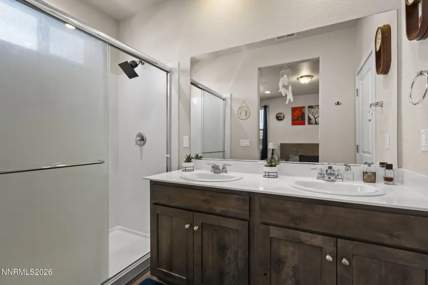 915 Garden, Carson City, Nevada 89705, 2 Bedrooms Bedrooms, ,3 BathroomsBathrooms,Residential,Residential,Garden,0,260012448