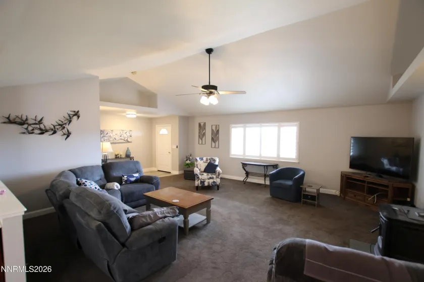 63 Highway 208, Yerington, Nevada 89447, 3 Bedrooms Bedrooms, ,2 BathroomsBathrooms,Residential,Residential,Highway 208,0,260012450