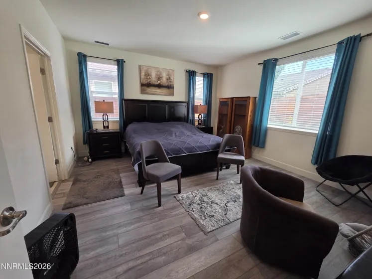 1241 Alfalfa, Sparks, Nevada 89436, 4 Bedrooms Bedrooms, ,3 BathroomsBathrooms,Residential,Residential,Alfalfa,0,260012453