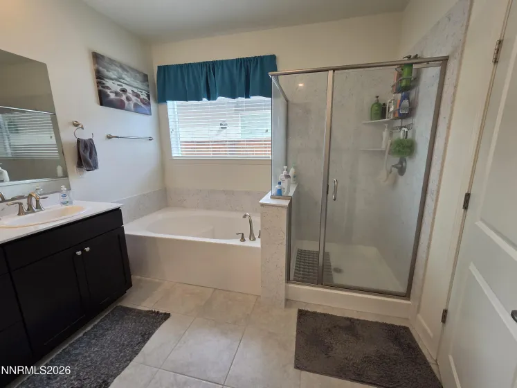 1241 Alfalfa, Sparks, Nevada 89436, 4 Bedrooms Bedrooms, ,3 BathroomsBathrooms,Residential,Residential,Alfalfa,0,260012453