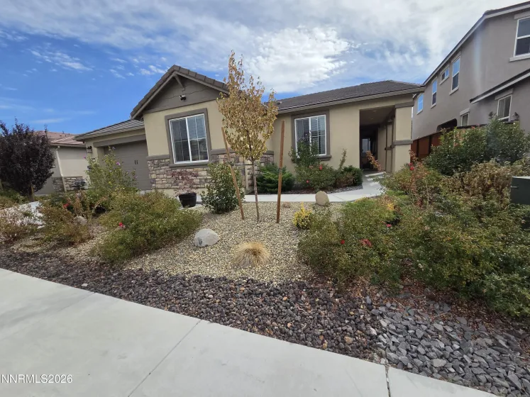 1241 Alfalfa, Sparks, Nevada 89436, 4 Bedrooms Bedrooms, ,3 BathroomsBathrooms,Residential,Residential,Alfalfa,0,260012453