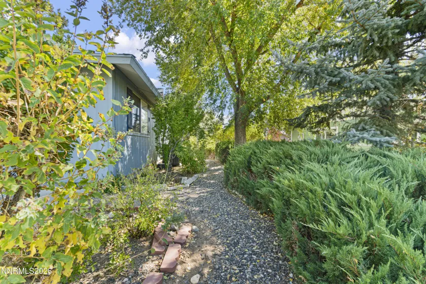 1188 Manhattan, Gardnerville, Nevada 89460, 4 Bedrooms Bedrooms, ,3 BathroomsBathrooms,Residential,Residential,Manhattan,0,260012454