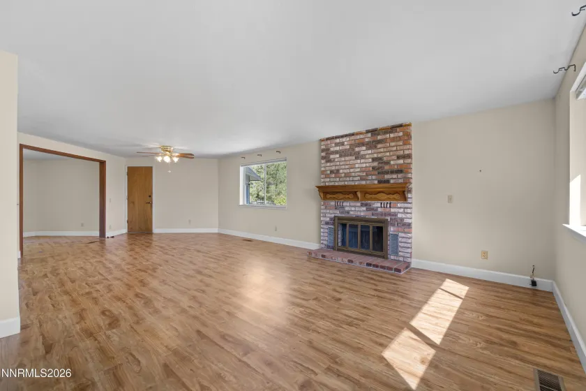1188 Manhattan, Gardnerville, Nevada 89460, 4 Bedrooms Bedrooms, ,3 BathroomsBathrooms,Residential,Residential,Manhattan,0,260012454