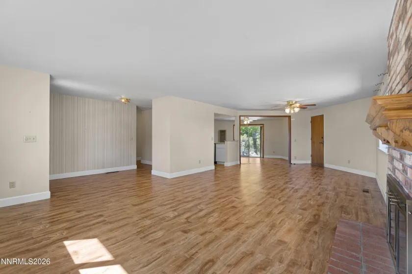 1188 Manhattan, Gardnerville, Nevada 89460, 4 Bedrooms Bedrooms, ,3 BathroomsBathrooms,Residential,Residential,Manhattan,0,260012454