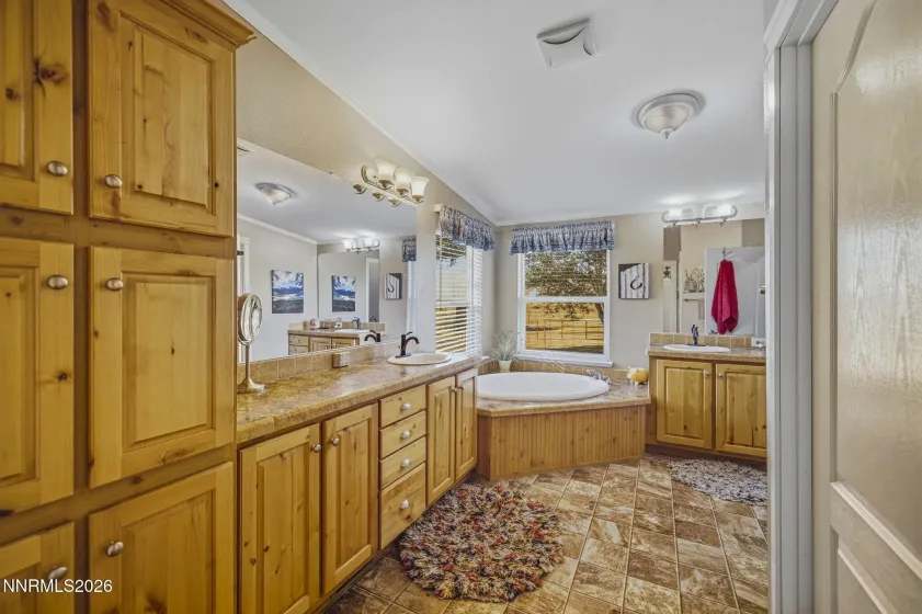 2505 Baines, Winnemucca, Nevada 89445, 5 Bedrooms Bedrooms, ,3 BathroomsBathrooms,Farm & Ranch,Residential,Baines,0,260012455
