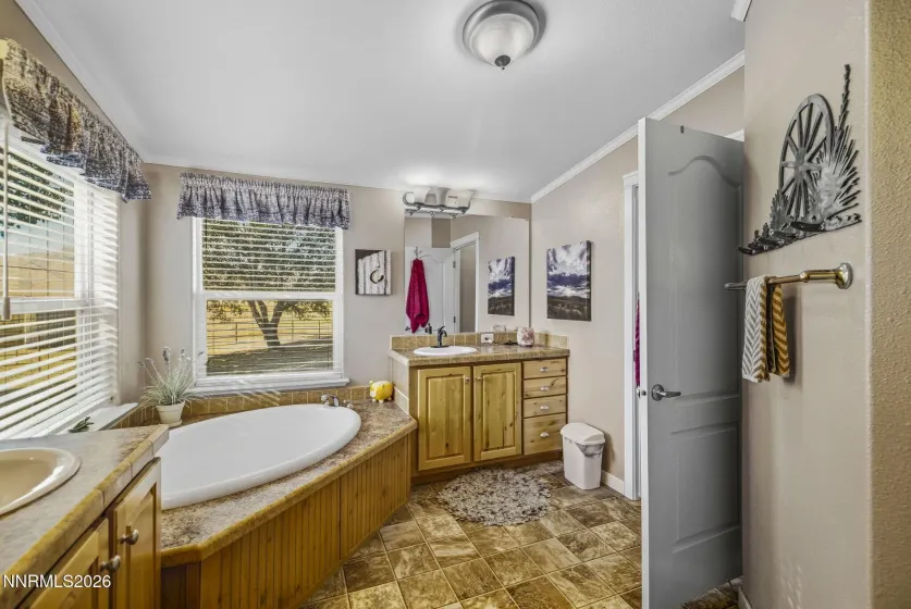 2505 Baines, Winnemucca, Nevada 89445, 5 Bedrooms Bedrooms, ,3 BathroomsBathrooms,Farm & Ranch,Residential,Baines,0,260012455