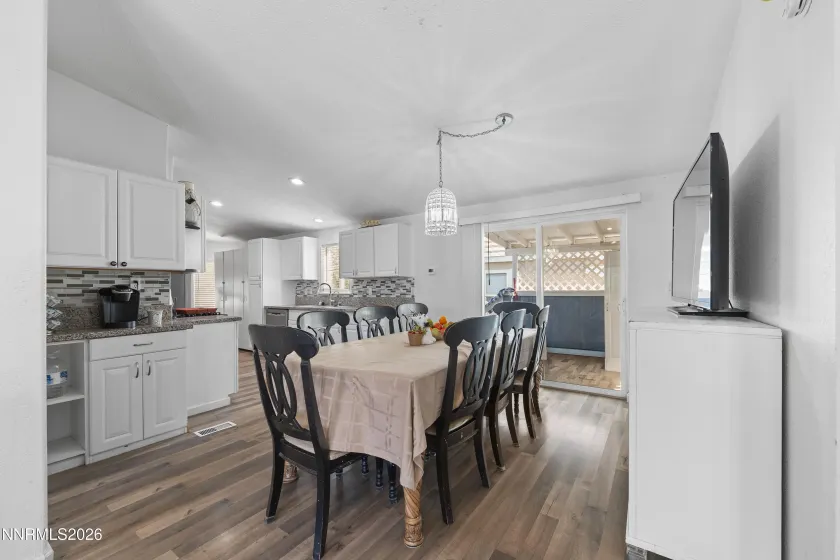7670 Lytton, Reno, Nevada 89506, 4 Bedrooms Bedrooms, ,2 BathroomsBathrooms,Residential,Residential,Lytton,0,260012457