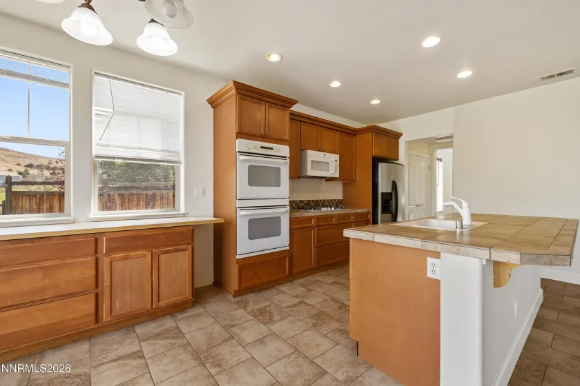 6040 Cielo, Sparks, Nevada 89436, 3 Bedrooms Bedrooms, ,3 BathroomsBathrooms,Residential,Residential,Cielo,0,260012458