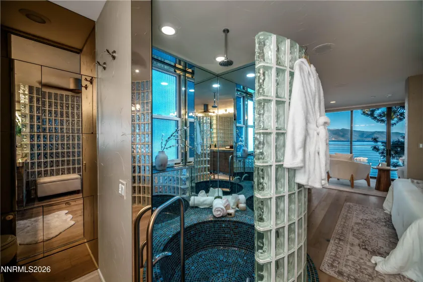 455 Lakeshore, Incline Village, Nevada 89451, 2 Bedrooms Bedrooms, ,2 BathroomsBathrooms,Residential,Residential,Lakeshore,0,250058126