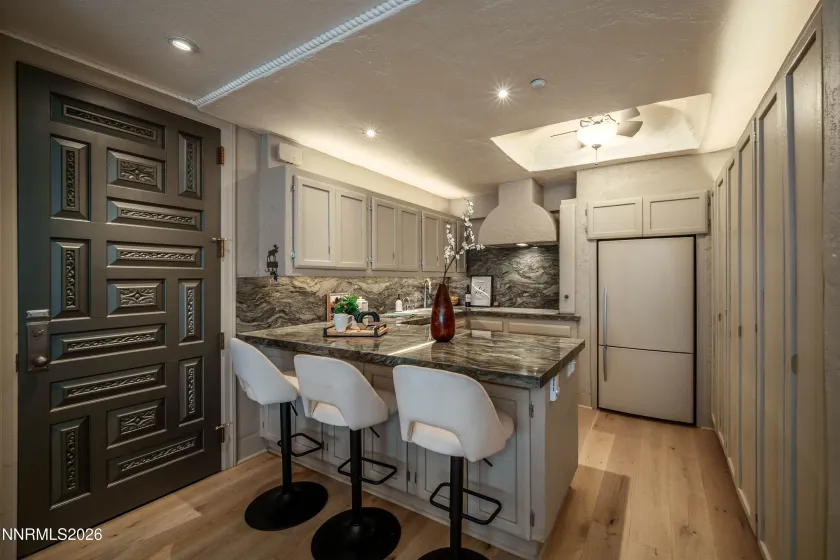 455 Lakeshore, Incline Village, Nevada 89451, 2 Bedrooms Bedrooms, ,2 BathroomsBathrooms,Residential,Residential,Lakeshore,0,250058126