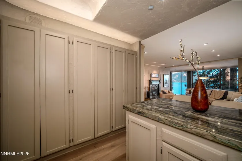 455 Lakeshore, Incline Village, Nevada 89451, 2 Bedrooms Bedrooms, ,2 BathroomsBathrooms,Residential,Residential,Lakeshore,0,250058126