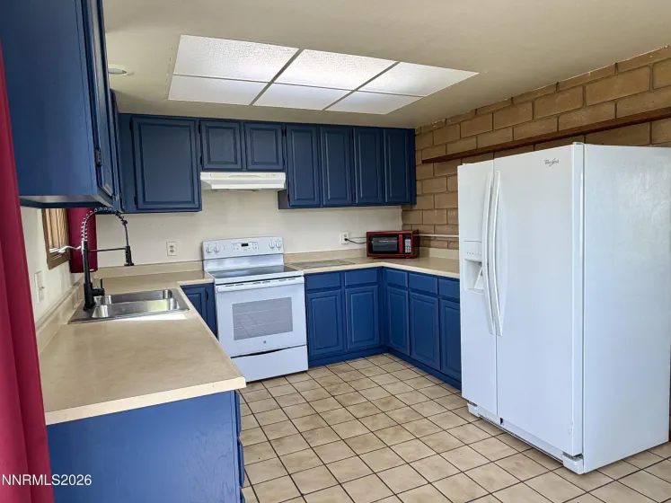 305 Rowel, Reno, Nevada 89508, 3 Bedrooms Bedrooms, ,2 BathroomsBathrooms,Residential,Residential,Rowel,0,260012462