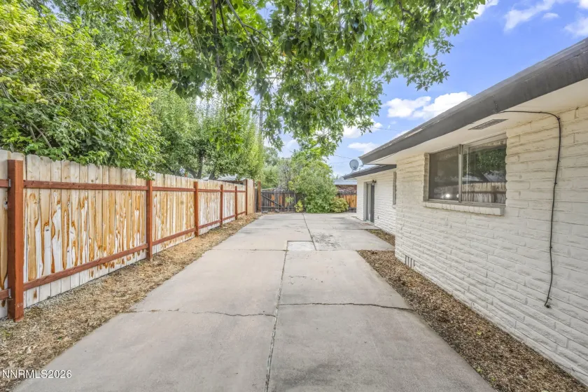 604 Long, Carson City, Nevada 89703, 3 Bedrooms Bedrooms, ,2 BathroomsBathrooms,Residential,Residential,Long,0,260012469