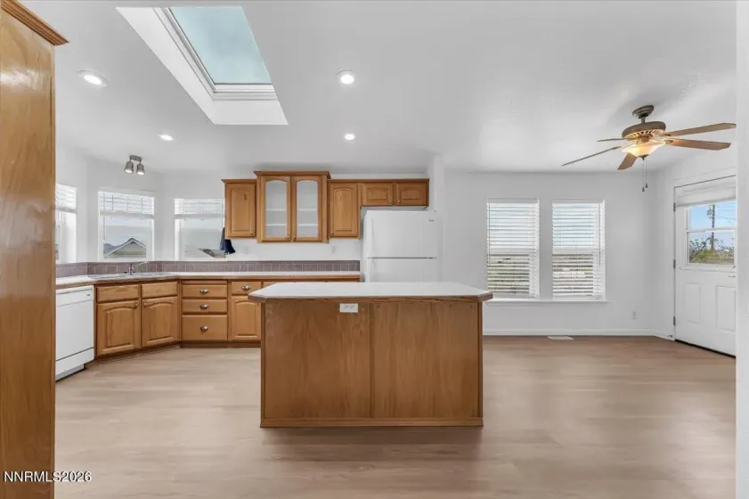 10880 Carson, Fallon, Nevada 89406, 3 Bedrooms Bedrooms, ,2 BathroomsBathrooms,Residential,Residential,Carson,0,260012483