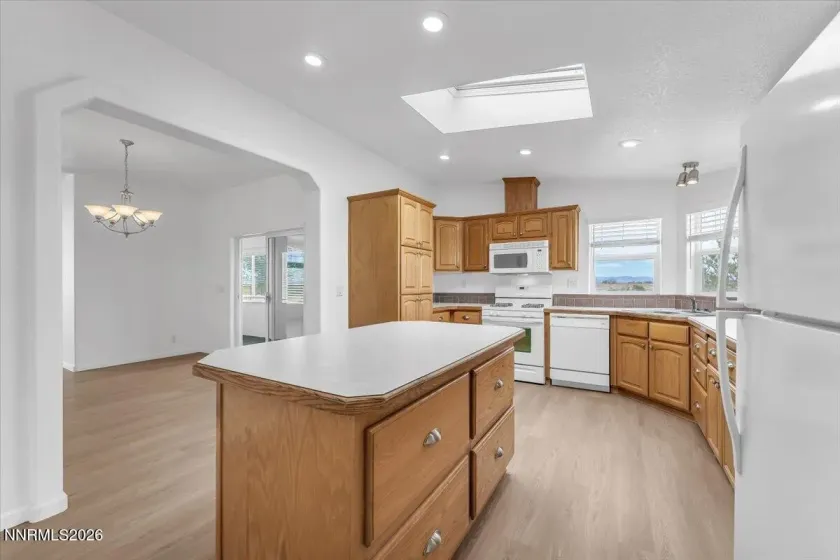 10880 Carson, Fallon, Nevada 89406, 3 Bedrooms Bedrooms, ,2 BathroomsBathrooms,Residential,Residential,Carson,0,260012483