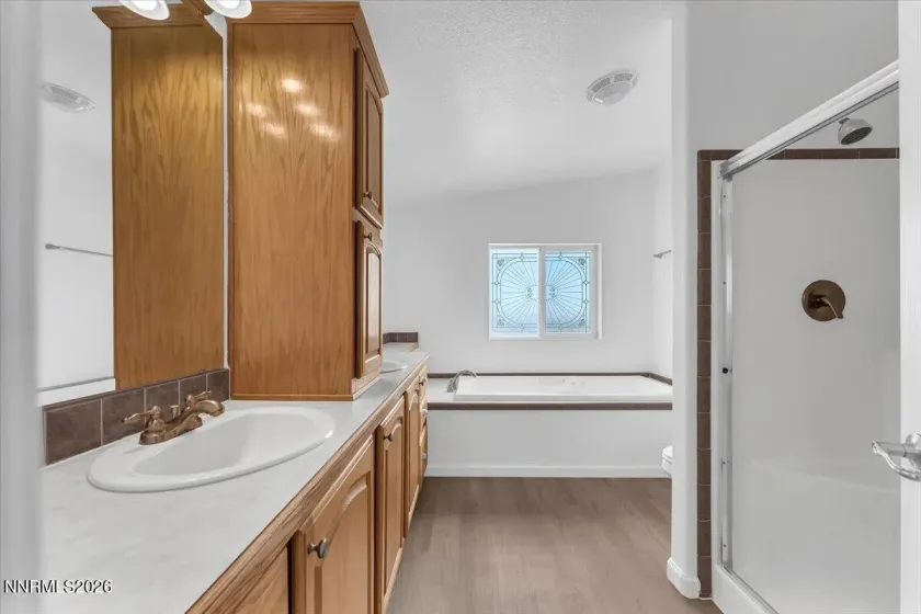 10880 Carson, Fallon, Nevada 89406, 3 Bedrooms Bedrooms, ,2 BathroomsBathrooms,Residential,Residential,Carson,0,260012483