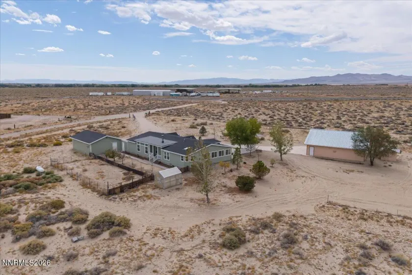 10880 Carson, Fallon, Nevada 89406, 3 Bedrooms Bedrooms, ,2 BathroomsBathrooms,Residential,Residential,Carson,0,260012483