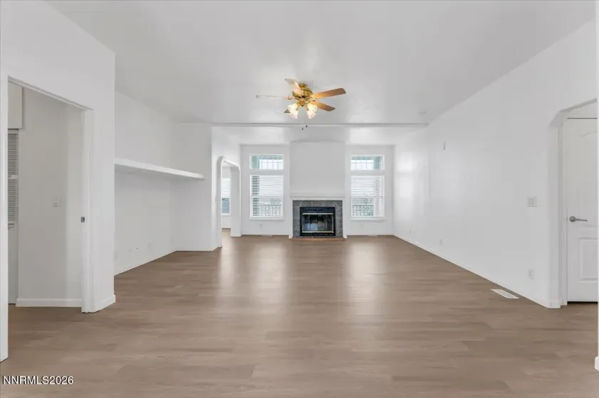 10880 Carson, Fallon, Nevada 89406, 3 Bedrooms Bedrooms, ,2 BathroomsBathrooms,Residential,Residential,Carson,0,260012483