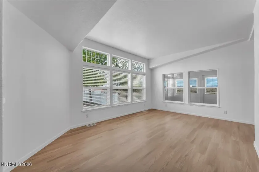 10880 Carson, Fallon, Nevada 89406, 3 Bedrooms Bedrooms, ,2 BathroomsBathrooms,Residential,Residential,Carson,0,260012483