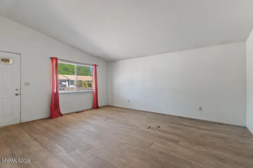 1029 Siskiyou, Carson City, Nevada 89701, 3 Bedrooms Bedrooms, ,2 BathroomsBathrooms,Residential,Residential,Siskiyou,0,260008663