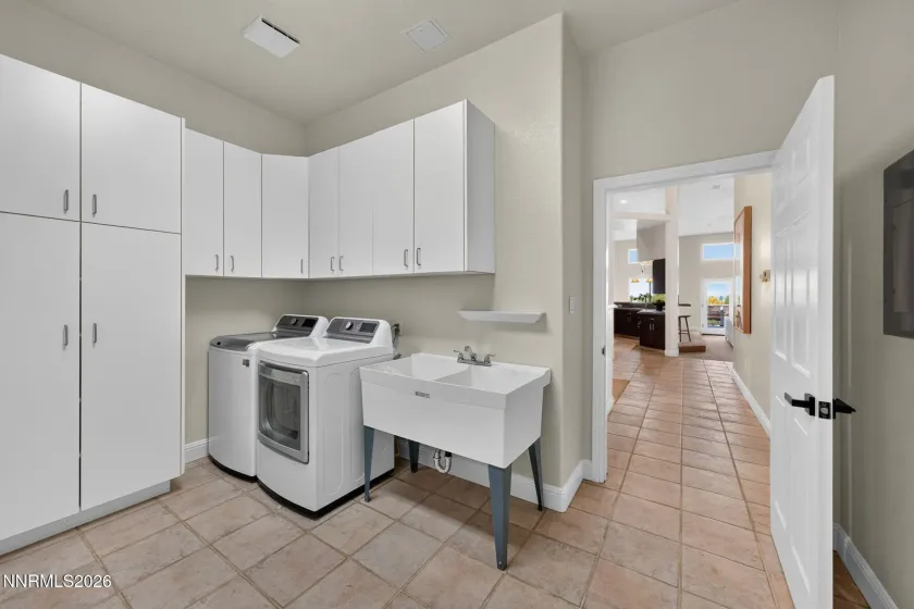 14190 Powder River, Reno, Nevada 89511, 6 Bedrooms Bedrooms, ,5 BathroomsBathrooms,Residential,Residential,Powder River,0,260012491