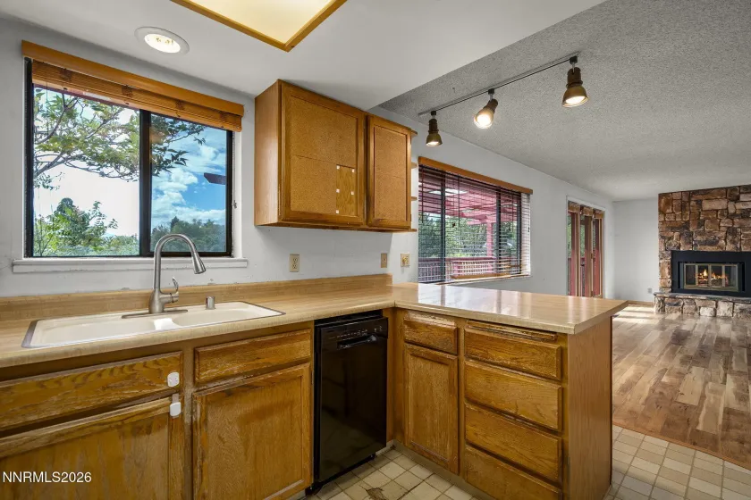 2060 Bonneville, Reno, Nevada 89503, 2 Bedrooms Bedrooms, ,3 BathroomsBathrooms,Residential,Residential,Bonneville,0,260012492